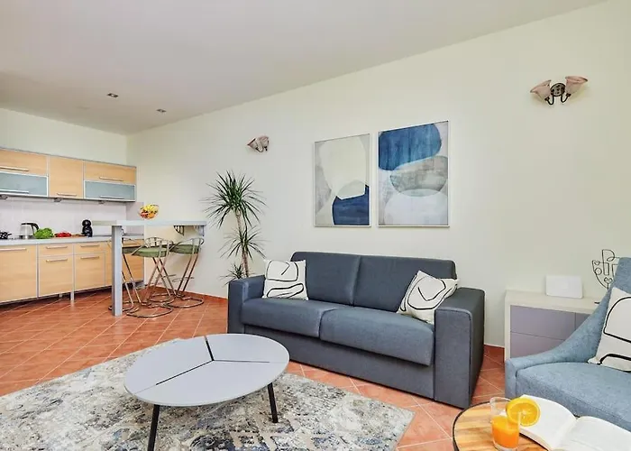 1-Bedroom Flat On The Main Square In The Old Town