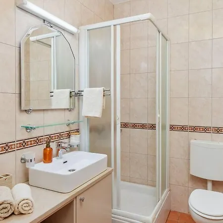 1-Bedroom Flat On The Main Square In The Old Town Kotor Exterior photo