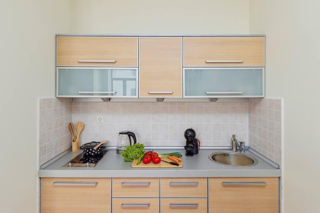 1-bedroom Flat On The Main Square In The Old Town *